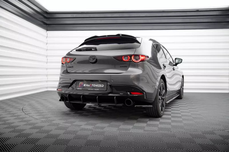 Maxton Design Street Pro Heckdiffusor für Mazda 3 Mk4 Schwarz matt – Ansicht 2