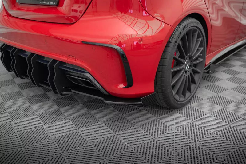 Maxton Design Street Pro Diffusor Flaps für Mercedes-Benz A 45 AMG W176 Facelift Schwarz mit Hochglanz Flaps – Ansicht 1