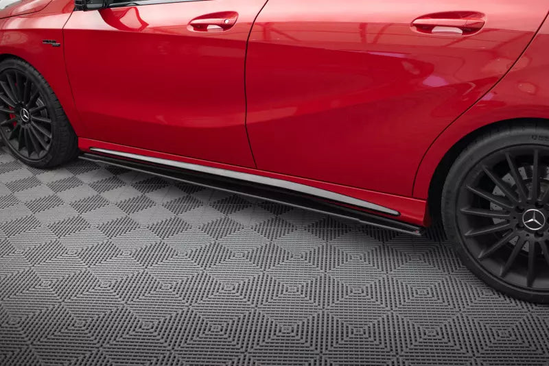 Maxton Design Street Pro Seitenschweller (Paar) für Mercedes-Benz A 45 AMG W176 Facelift Schwarz matt – Ansicht 2