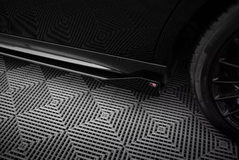 Maxton Design Street Pro Seitenschweller (Paar) für Mercedes-AMG A35 W177 Facelift Schwarz mit Hochglanz Flaps – Ansicht 3