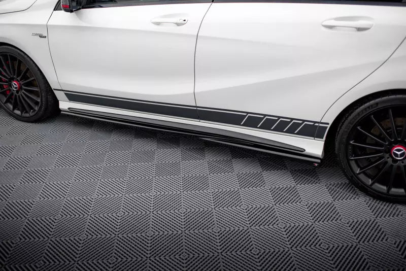 Maxton Design Seitenschweller (Paar) für Mercedes-Benz A45 AMG W176 Hochglanz schwarz – Ansicht 3