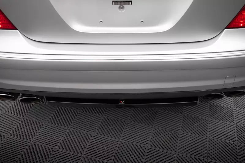 Maxton Design Heckdiffusor für Mercedes-Benz E 55 AMG W211 Hochglanz schwarz – Ansicht 2