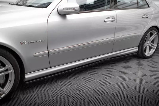 Maxton Design Seitenschweller (Paar) für Mercedes-Benz E 55 AMG W211 Hochglanz schwarz – Ansicht 1