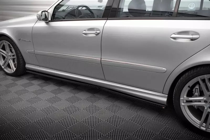 Maxton Design Seitenschweller (Paar) für Mercedes-Benz E 55 AMG W211 Hochglanz schwarz – Ansicht 2