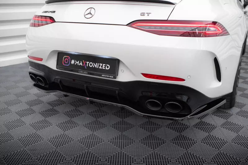 Maxton Design mittlerer Heckdiffusor DTM Look für Mercedes-AMG GT 43 4 Door Coupe V8 Styling Package Hochglanz schwarz – Ansicht 1