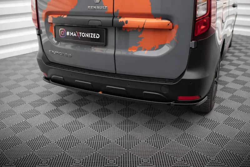 Maxton Design Heckdiffusor für Renault Express Mk2 Hochglanz schwarz – Ansicht 1