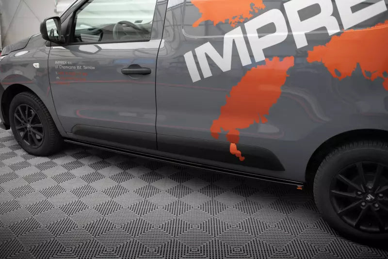 Maxton Design Seitenschweller (Paar) für Renault Express Mk2 Hochglanz schwarz – Ansicht 3