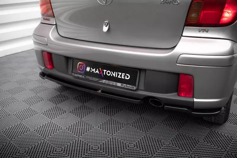 Maxton Design Diffusor Flaps für Toyota Yaris T-Sport Mk1 Facelift Hochglanz schwarz – Ansicht 1