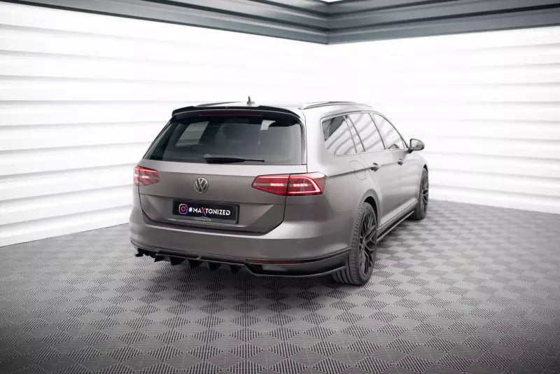 Maxton Design mittlerer Heckdiffusor DTM Look für Volkswagen Passat R-Line B8 Hochglanz schwarz – Ansicht 2