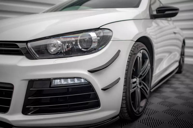 Maxton Design Stoßstangenflügel vorne (Canards) Volkswagen Scirocco R Mk3 – Ansicht 1