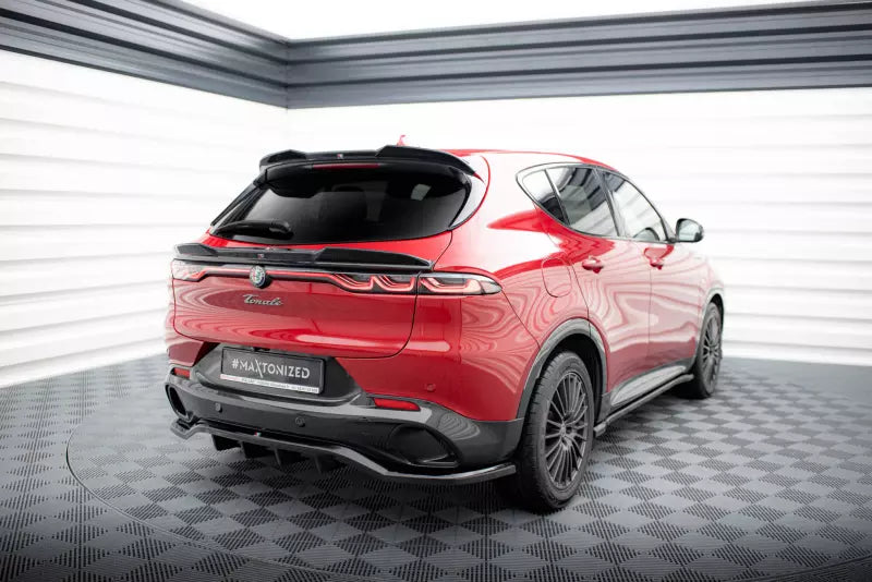 Maxton Design mittlerer Heckdiffusor DTM Look für Alfa Romeo Tonale Mk1 Hochglanz schwarz – Ansicht 2