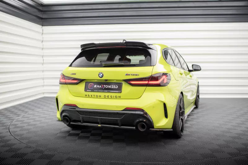 Maxton Design Mittlerer Heckdiffusor V.2 für BMW M135i F40 Hochglanz schwarz – Ansicht 2