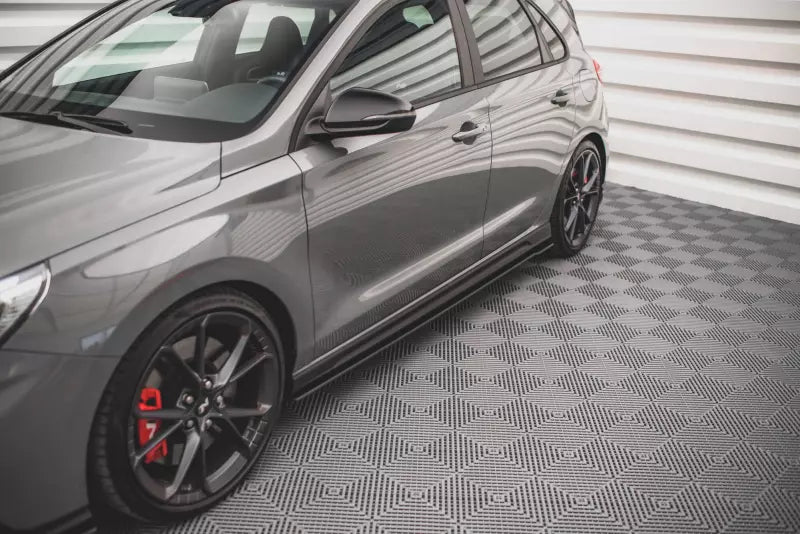 Maxton Design Street Pro Seitenschweller (Paar) V.2 für Hyundai I30 N Schwarz matt – Ansicht 2