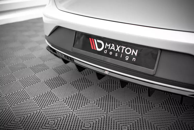 Maxton Design Heckdiffusor für Seat Leon Cupra Sportstourer Mk3 Hochglanz schwarz – Ansicht 2