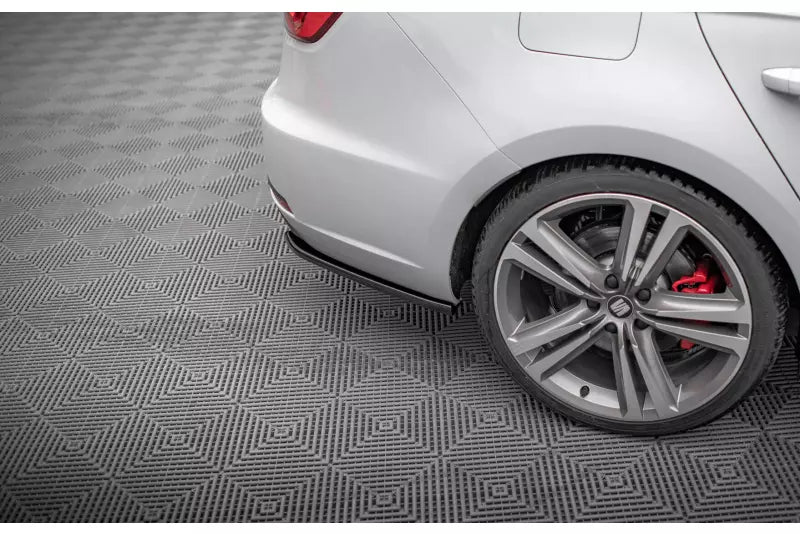Maxton Design Diffusor Flaps für Seat Leon Cupra Sportstourer Mk3 Hochglanz schwarz – Ansicht 3