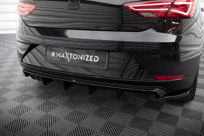 Maxton Design Heckdiffusor für Seat Leon Mk3 Facelift Hochglanz schwarz – Ansicht 1