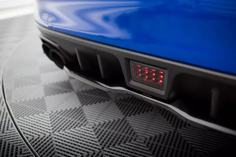 Maxton Design Mittlerer Heckdiffusor V.2 für Subaru WRX STI Mk1 Hochglanz schwarz – Ansicht 2