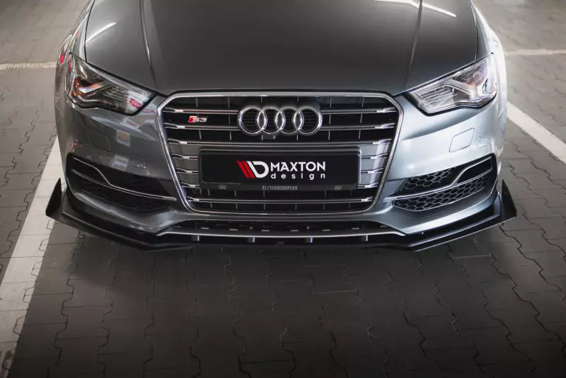Maxton Design Front-Flaps für Audi S3 / A3 S-Line Limousine 8V Hochglanz schwarz – Ansicht 2