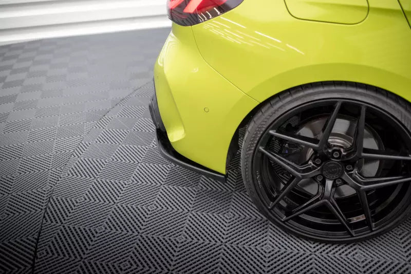 Maxton Design Diffusor Flaps für BMW 1er M-Paket / M135i F40 Hochglanz schwarz – Ansicht 3