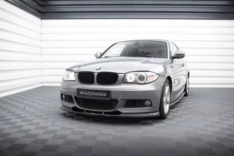 Maxton Design Frontlippe V.2 für BMW 1er M-Paket E82 Hochglanz schwarz – Ansicht 1