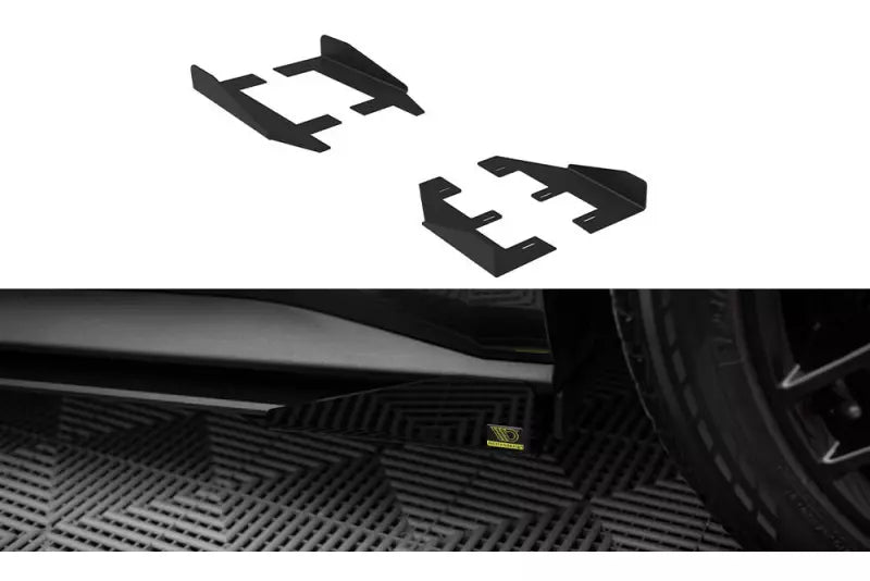 Maxton Design Seiten-Flaps für Ford Mustang GT Mk6 Hochglanz schwarz – Ansicht 1