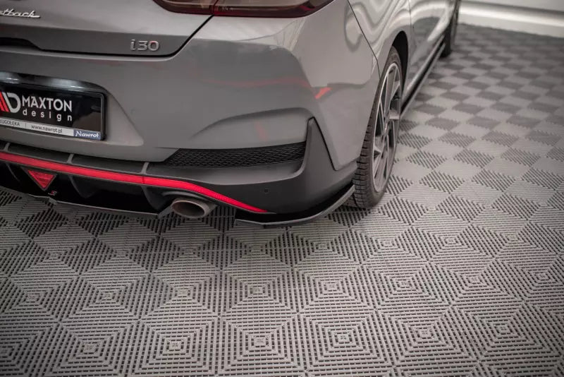 Maxton Design Diffusor Flaps für Hyundai I30 Fastback N-Line Mk3 Facelift Hochglanz schwarz – Ansicht 2