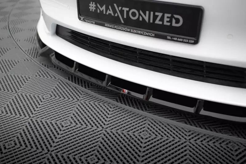 Maxton Design Frontlippe für Tesla Model S Plaid Mk1 Facelift Hochglanz schwarz – Ansicht 3