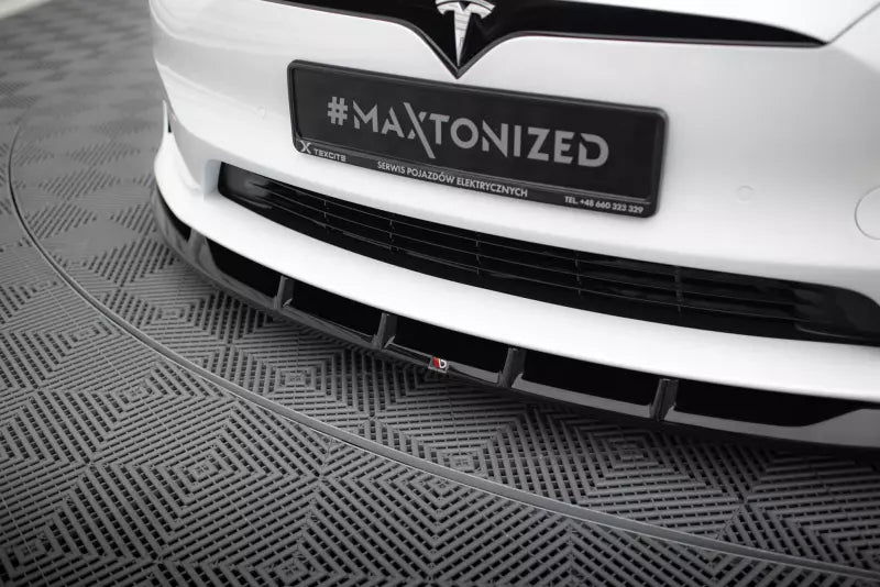 Maxton Design Frontlippe V.3 für Tesla Model S Plaid Mk1 Facelift Hochglanz schwarz – Ansicht 3