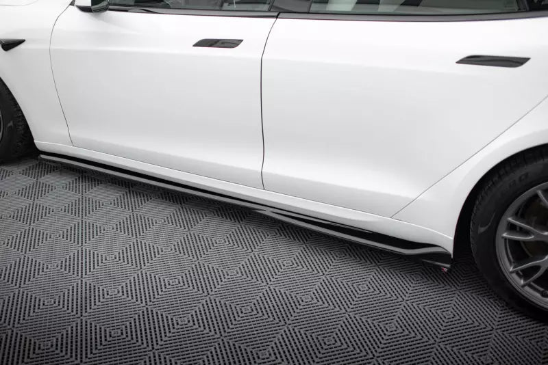 Maxton Design Seitenschweller (Paar) für Tesla Model S Plaid Mk1 Facelift Hochglanz schwarz – Ansicht 3