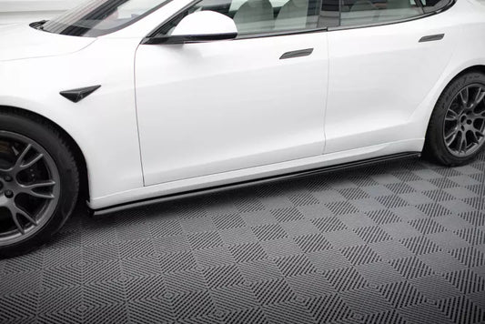 Maxton Design Seitenschweller (Paar) V.2 für Tesla Model S Plaid Mk1 Facelift Hochglanz schwarz – Ansicht 1