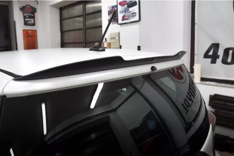 Maxton Design Heckspoiler Lippe für Toyota IQ Hochglanz schwarz – Ansicht 1