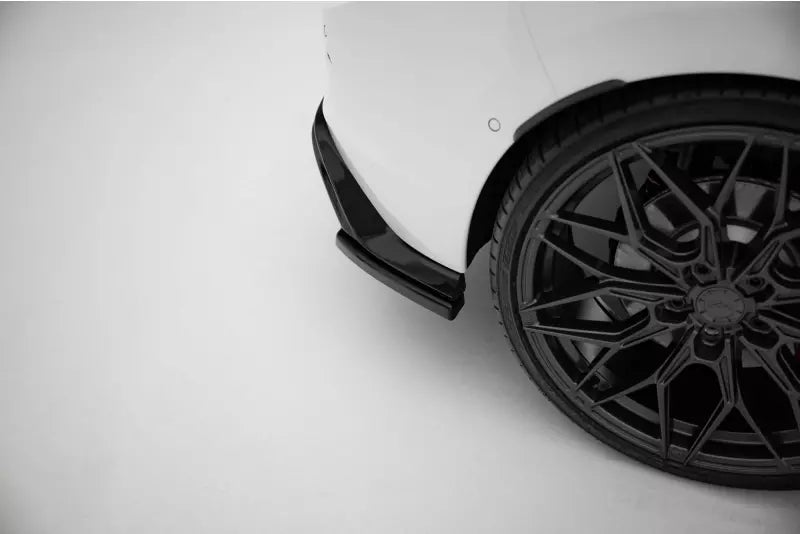 Maxton Design Diffusor Flaps V.3 für Volkswagen Golf 8 GTI Hochglanz schwarz – Ansicht 3