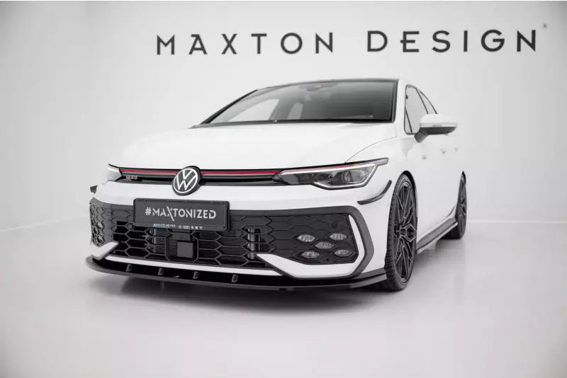 Maxton Design Verlängerung der Motorhaube für Volkswagen Golf 8 Hochglanz schwarz – Ansicht 2