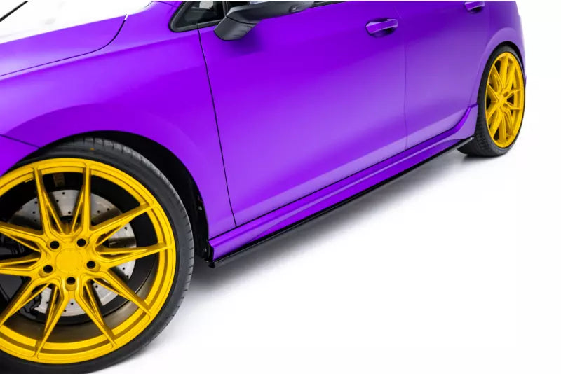 Maxton Design Seitenschweller (Paar) V.3 für VW Golf 8 R Hochglanz schwarz – Ansicht 1