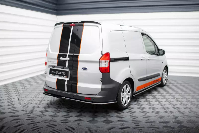 Maxton Design Mittlerer Heckdiffusor für Ford Transit Courier Mk1 Hochglanz schwarz – Ansicht 2