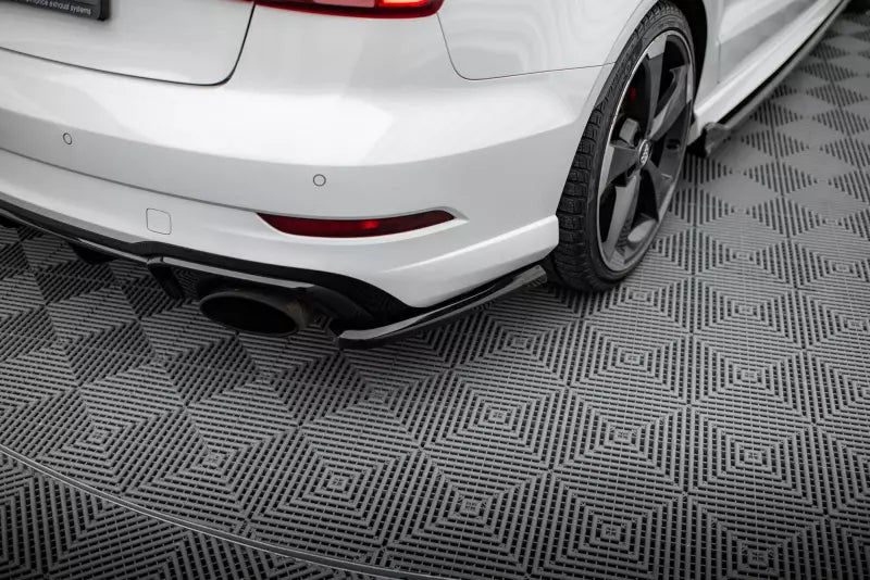 Maxton Design Diffusor Flaps V.2 für Audi RS3 Limousine 8V Facelift Hochglanz schwarz – Ansicht 1