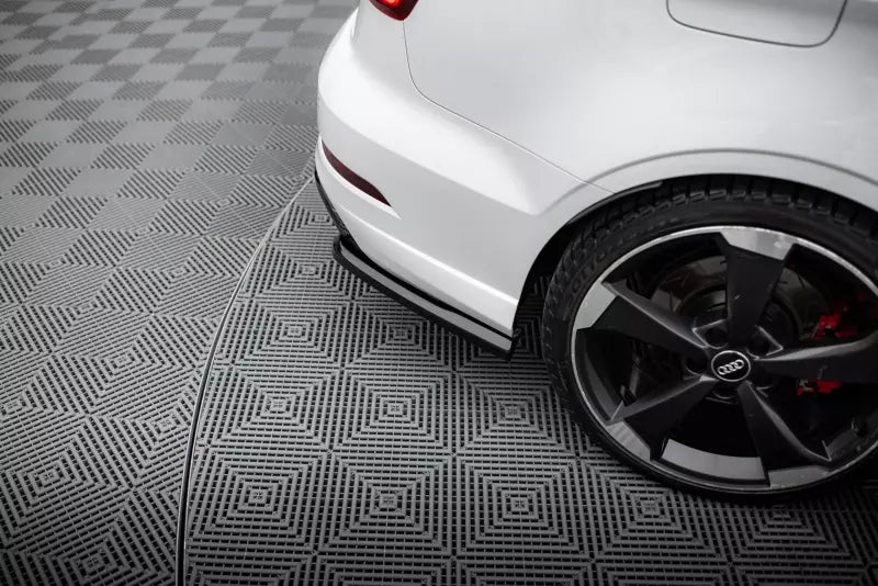 Maxton Design Diffusor Flaps V.2 für Audi RS3 Limousine 8V Facelift Hochglanz schwarz – Ansicht 3