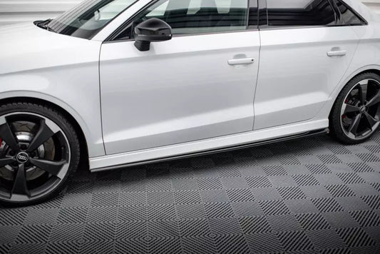 Maxton Design Seitenschweller (Paar) V.2 für Audi RS3 Limousine 8V Facelift Hochglanz schwarz – Ansicht 1