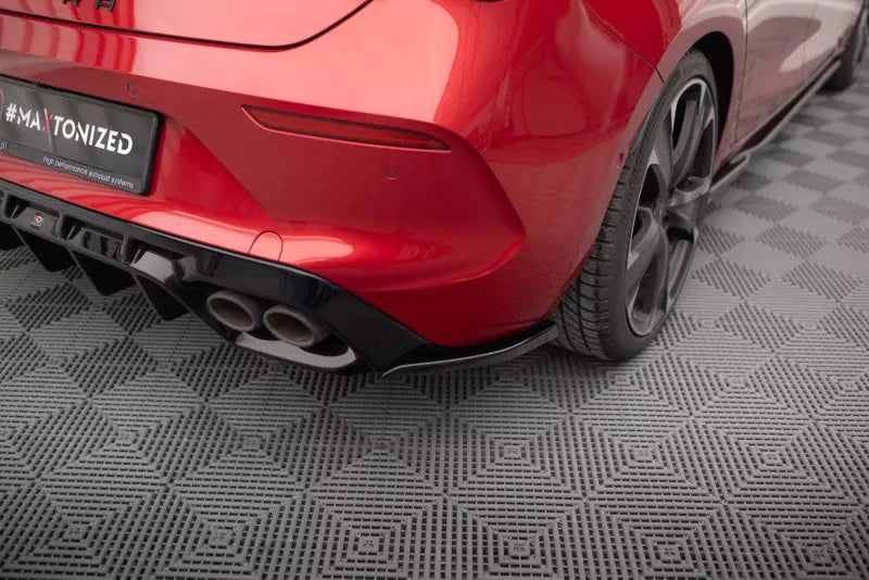 Maxton Design Diffusor Flaps V.2 für Cupra Leon Hatchback Mk1 Hochglanz schwarz – Ansicht 4