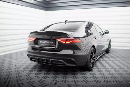 Maxton Design Street Pro Heckdiffusor für Jaguar XE X760 Facelift Schwarz matt – Ansicht 1