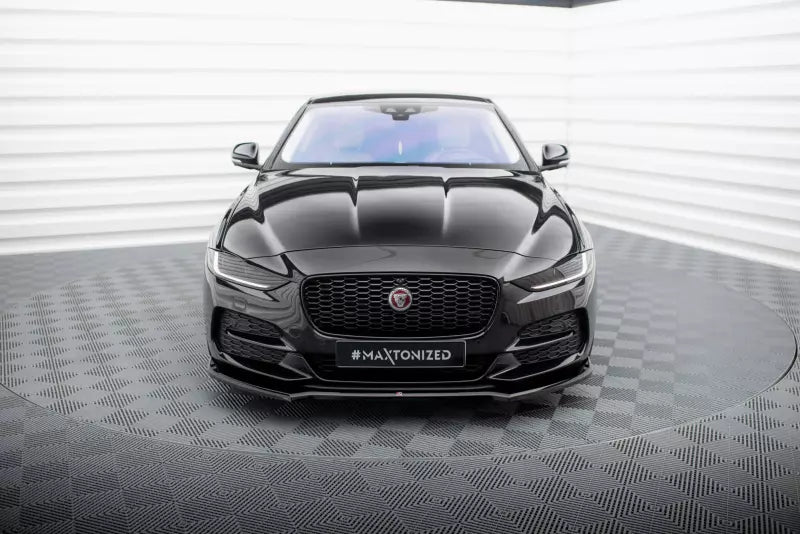 Maxton Design Frontlippe V.1 für Jaguar XE X760 Facelift Hochglanz schwarz – Ansicht 2