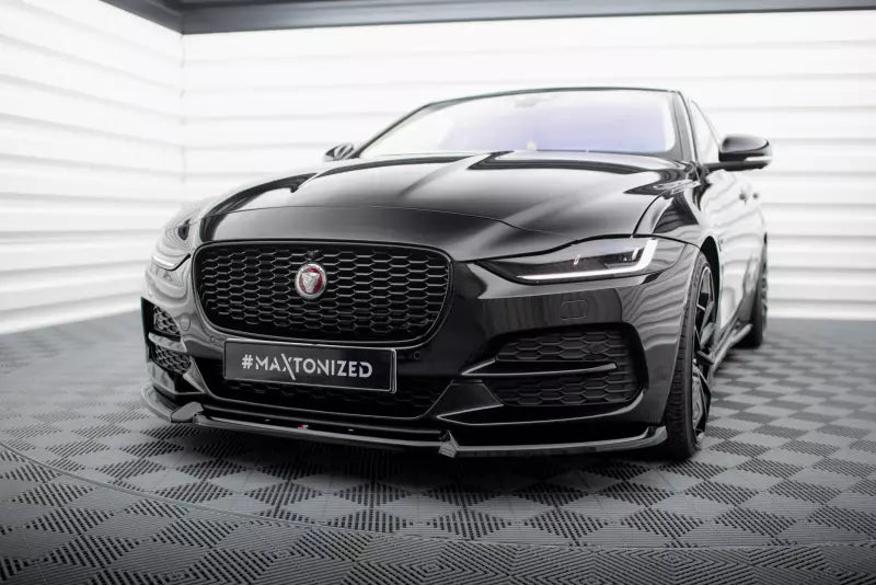 Maxton Design Frontlippe V.2 für Jaguar XE X760 Facelift Hochglanz schwarz – Ansicht 1