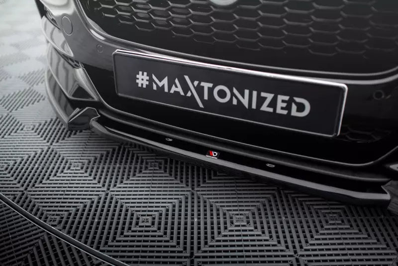Maxton Design Frontlippe V.2 für Jaguar XE X760 Facelift Hochglanz schwarz – Ansicht 3