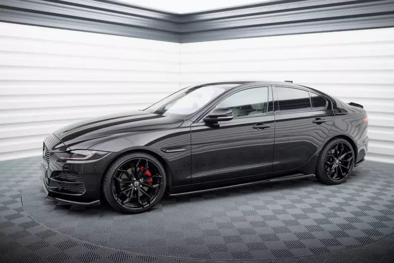 Maxton Design Seitenschweller (Paar) für Jaguar XE X760 Facelift Hochglanz schwarz – Ansicht 2