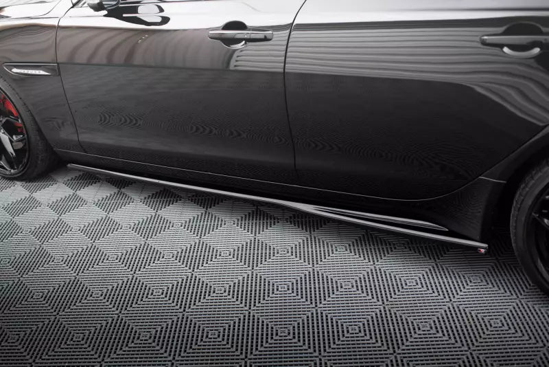 Maxton Design Seitenschweller (Paar) für Jaguar XE X760 Facelift Hochglanz schwarz – Ansicht 3
