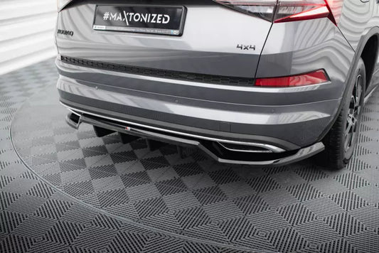 Maxton Design mittlerer Heckdiffusor für Skoda Kodiaq Sportline Mk1 Facelift Hochglanz schwarz – Ansicht 1