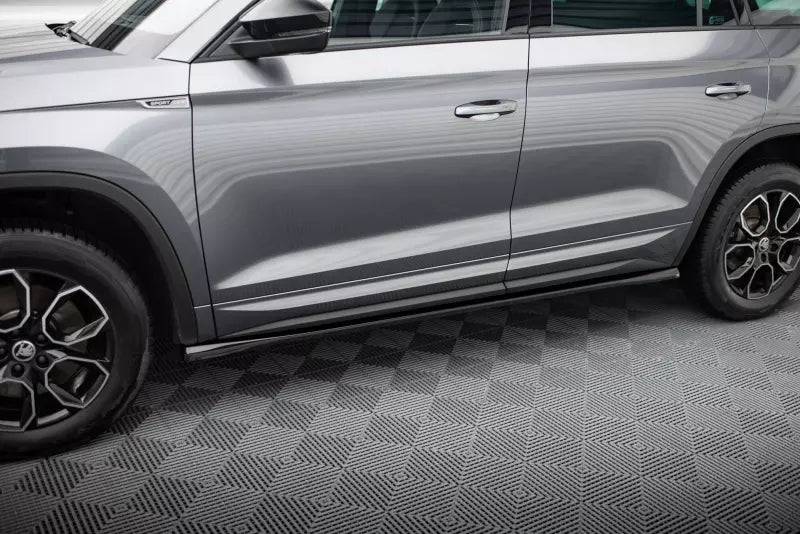 Maxton Design Seitenschweller (Paar) für Skoda Kodiaq Sportline Mk1 Facelift Hochglanz schwarz – Ansicht 1