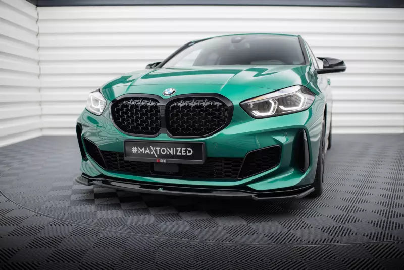 Maxton Design Frontlippe V.1 für BMW M135i F40 Hochglanz schwarz – Ansicht 1