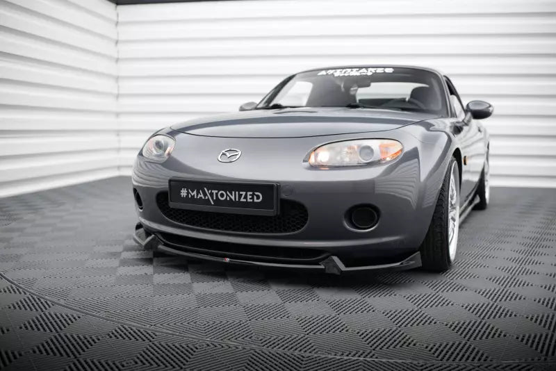 Maxton Design Frontlippe V.2 für Mazda MX5 NC (Mk3) Hochglanz schwarz – Ansicht 1