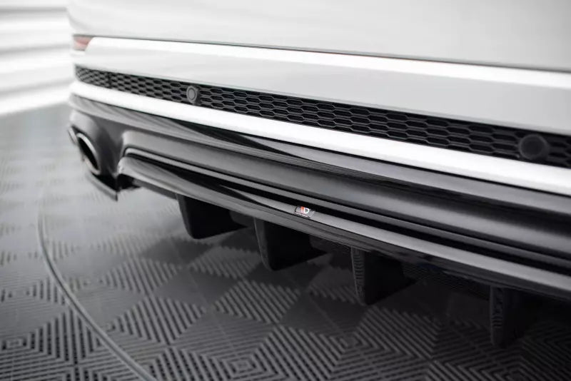 Maxton Design Mittlerer Heckdiffusor für Audi SQ8 Mk1 Hochglanz schwarz – Ansicht 3